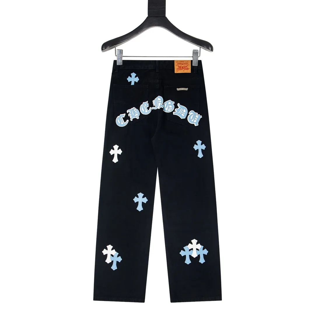 P270 model number Y847 Chrome Hearts & CH city limited series Sanskrit cross patch patchwork leather jeans require finished products to be washed and then disassembled and hand-stitched with sheepskin cross leather and then spliced ​​together to complete. The whole process is too complicated to explain. The texture can be seen in the hand, and it looks good. The styles with different washed textures are very friendly to people with thin legs and thick legs. The straight version is very flattering to the leg shape. The moderate length is timeless and can be matched easily and casually. It is the basic styling foundation for various styles and is a must-have in the wardrobe! The fabric is stiff but also makes the upper body soft without losing texture. The washing process is even more perfect. It is a must-have item for everyone! ! ! Washed wheat, hang tag, pants label, three labels are complete, the upper body effect is particularly stiff and stylish, super stylish, same style for men and women - Color: Size: 28 30 32 34